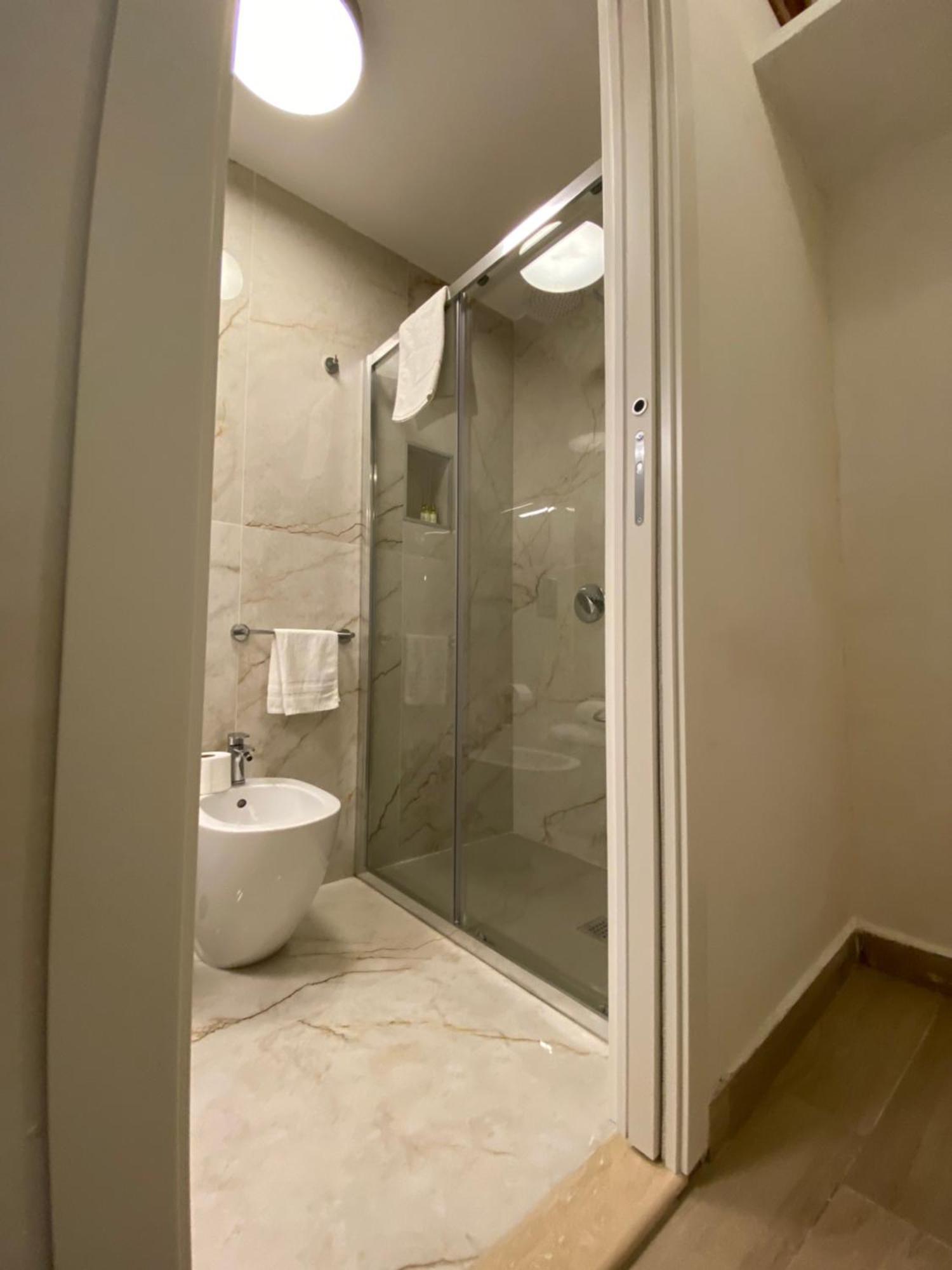 Paura Suite Apartment Νάπολη Εξωτερικό φωτογραφία